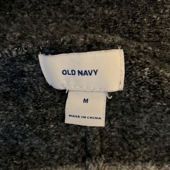 Old Navy Cardigan - SUPER SOFT - excellent condition - Picture 8 of 8